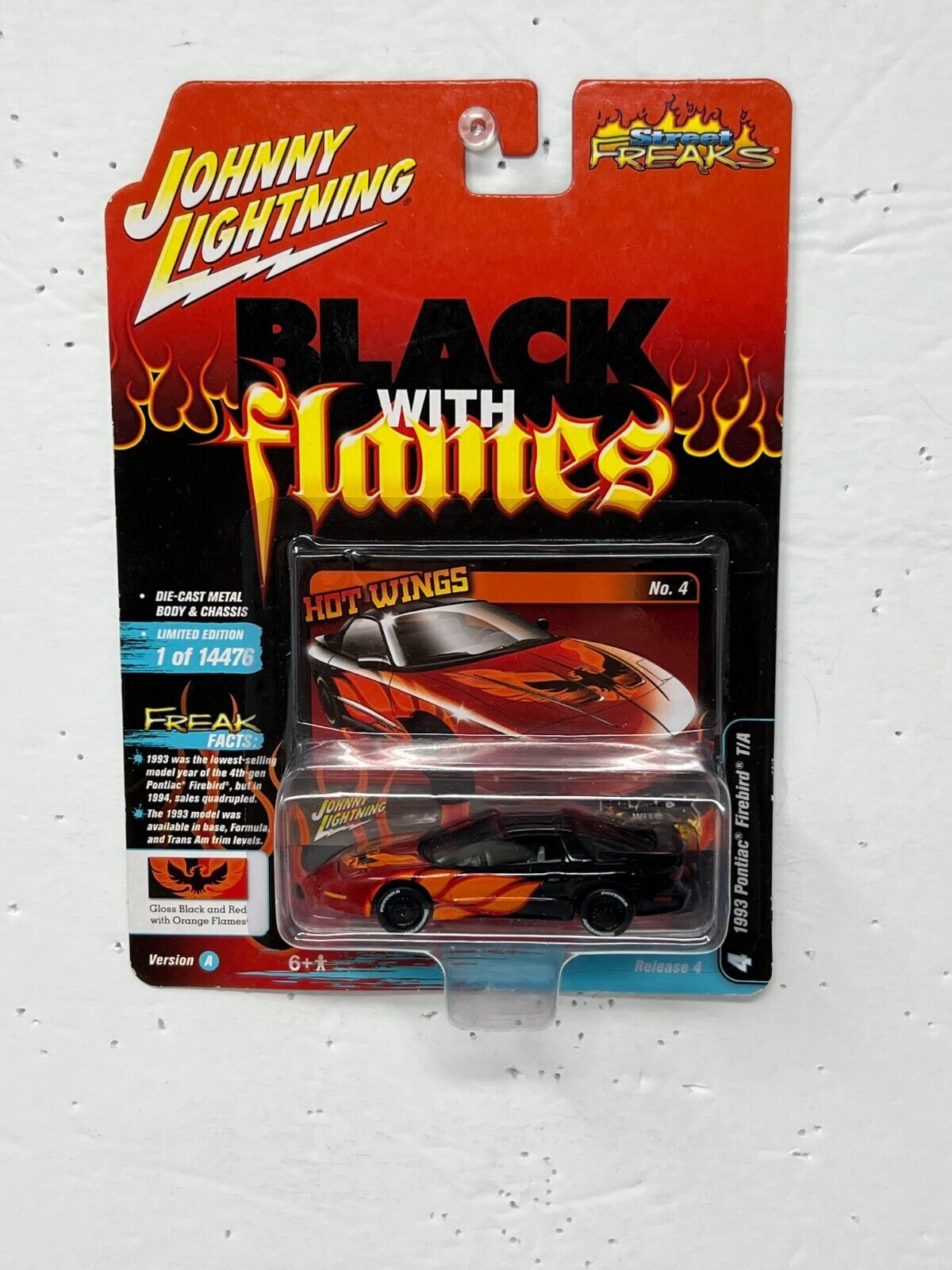 Johnny Lightning Black with Flames 1993 Pontiac Firdbird TA 1:64 Diecast V2