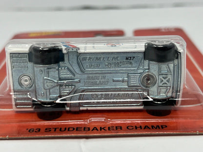 Hot Wheels Premium Valvoline 1963 Studebaker Champ 1:64 Diecast Real Riders