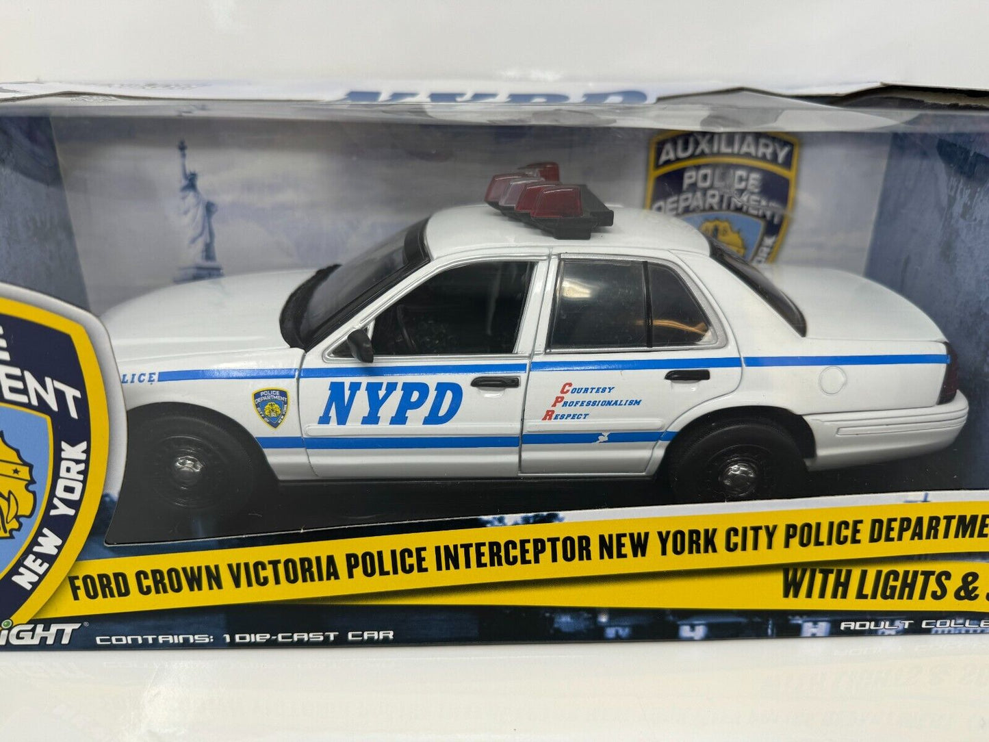 Greenlight NYPD Police Department Ford Crown Victoria Interceptor 1:18 Diecast