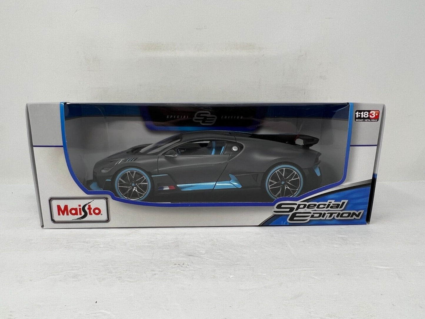 Maisto Bugatti Divo Special Edition 1:18 Diecast