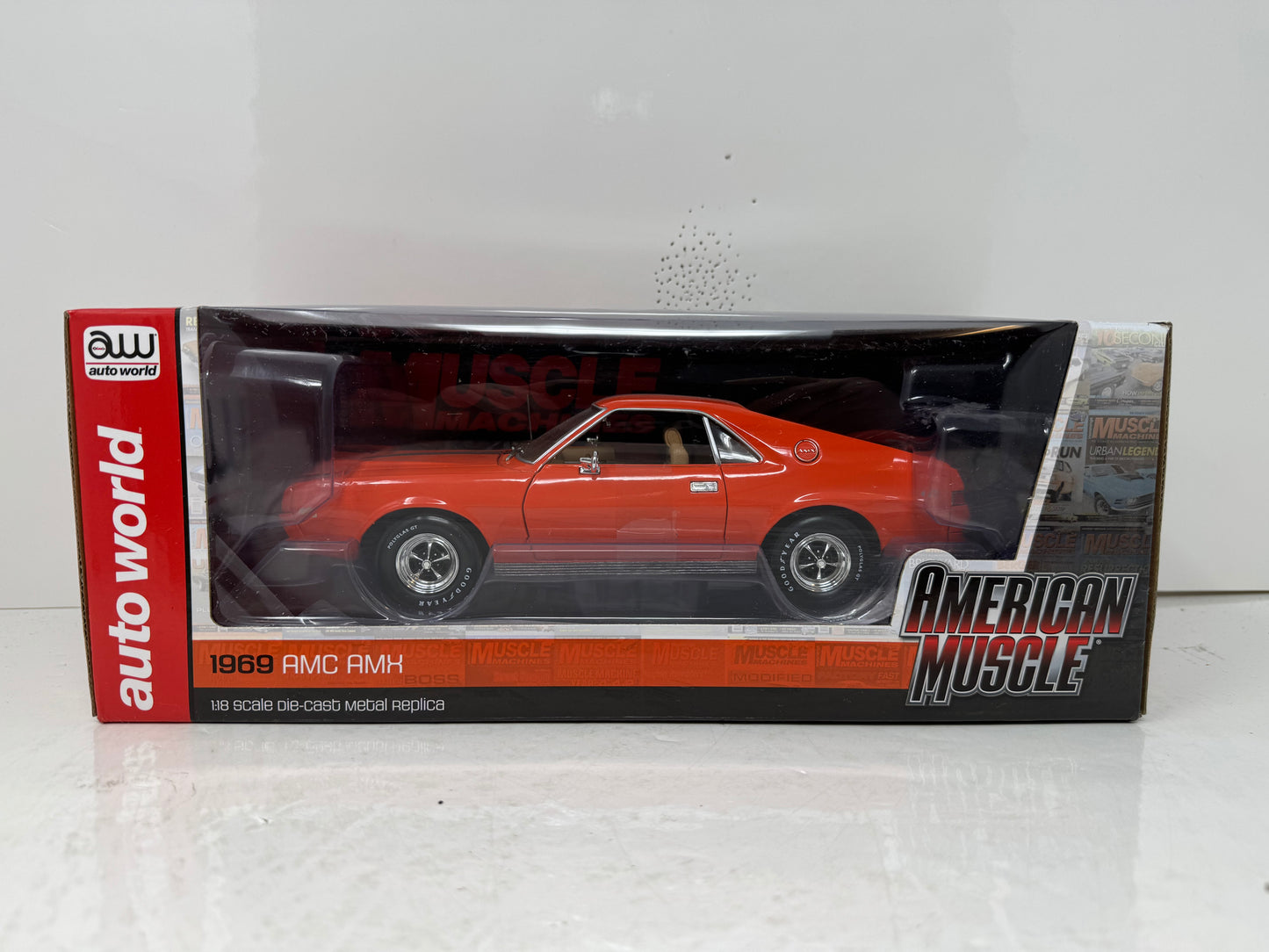 Auto World American Muscle Hemmings Muscle Machines AMC AMX Hardtop 1969 1:18 Diecast Big Bad Orange
