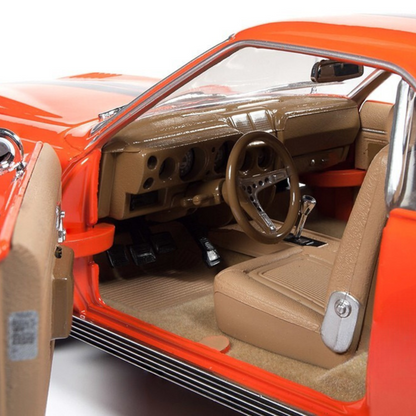 Auto World American Muscle Hemmings Muscle Machines AMC AMX Hardtop 1969 1:18 Diecast Big Bad Orange