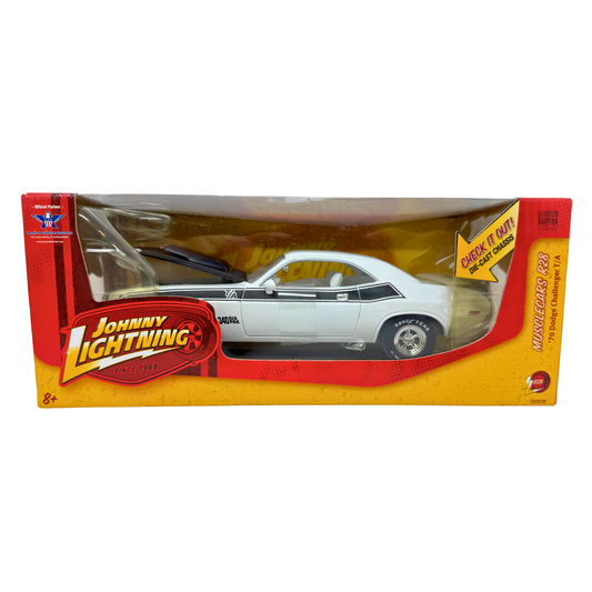 Johnny Lightning 1970 Dodge Challenger T/A 1:24 Diecast WHITE LIGHTNING