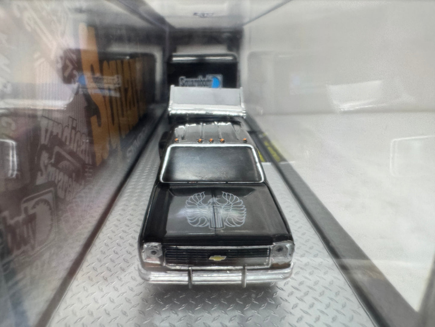 M2 Machines Squarebody Syndicate 1973 Chevy Cheyenne & Hauler 1:64 Diecast