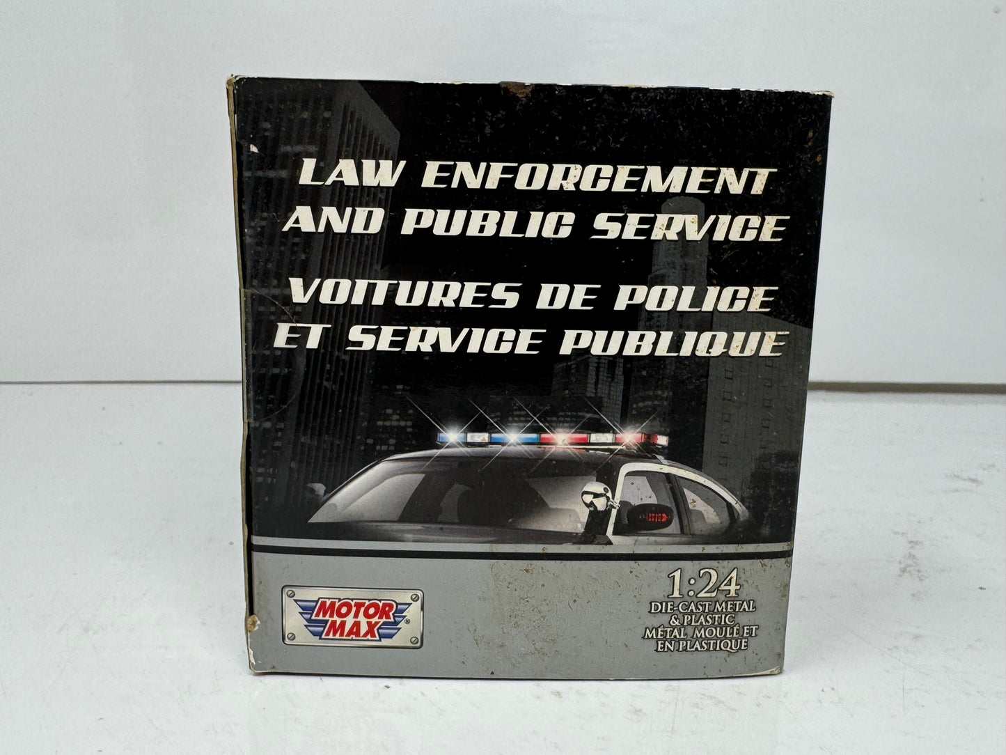 Motormax 1993 Chevy Caprice RCMP (Royal Canadian Mounted Police) Car 1:24 Diecast