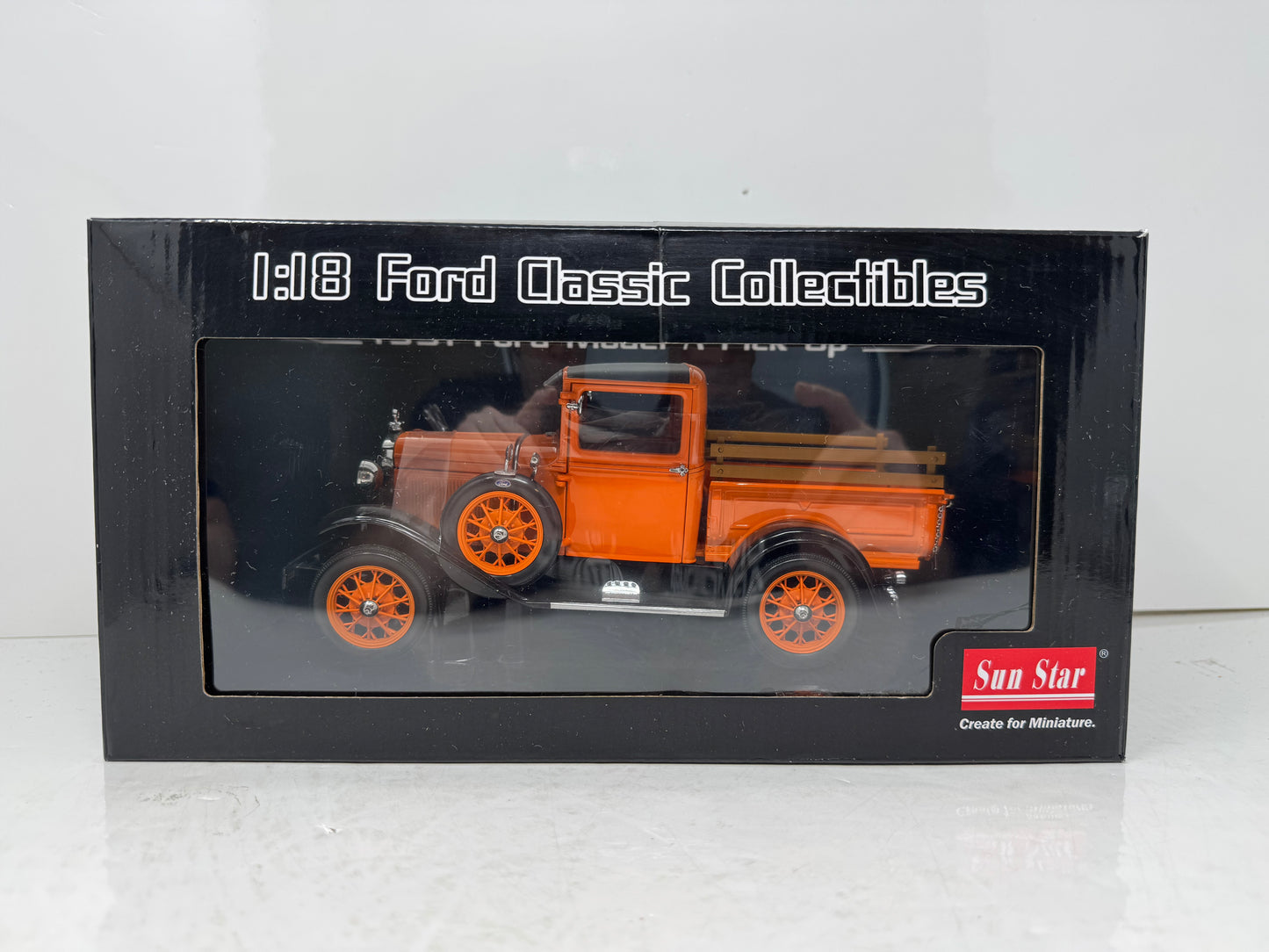 Sun Star 1931 Ford Model A Pickup Pegex Orange 1:18 Diecast