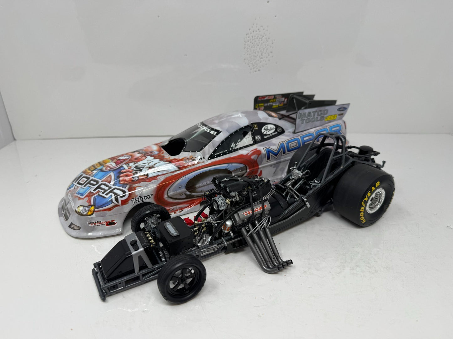 Milestone Gary Scelzi NHRA Mopar Oakley Dodge Stratus Funny Car 1:16 Scale
