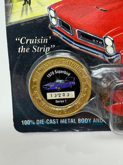 Johnny Lightning Muscle Cars U.S.A 1970 Plymouth Superbird 1:64 Diecast