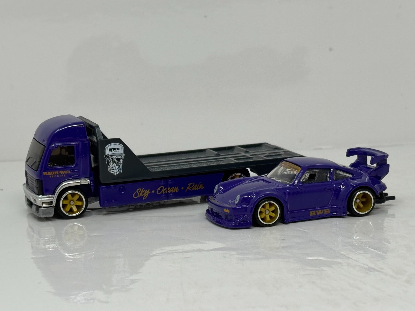 Hot Wheels Premium Team Transport RWB Porsche 930 & Aero Lift 1:64 Diecast Set
