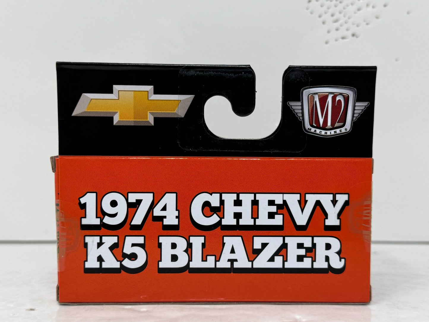 M2 Machines 1974 Chevrolet K5 Blazer 4x4 CHASE 1:64 Diecast