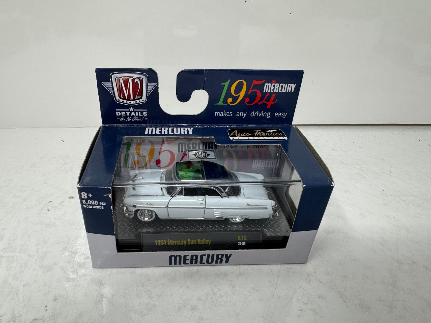 M2 Machines Auto Thentics 1954 Mercury Sun Valley 1:64 Diecast