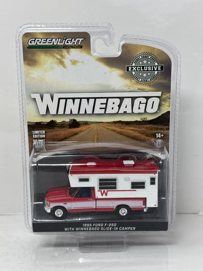 Greenlight Winnebago 1995 Ford F250 Slide-In Camper Hobby Exclusive 1:64 Diecast
