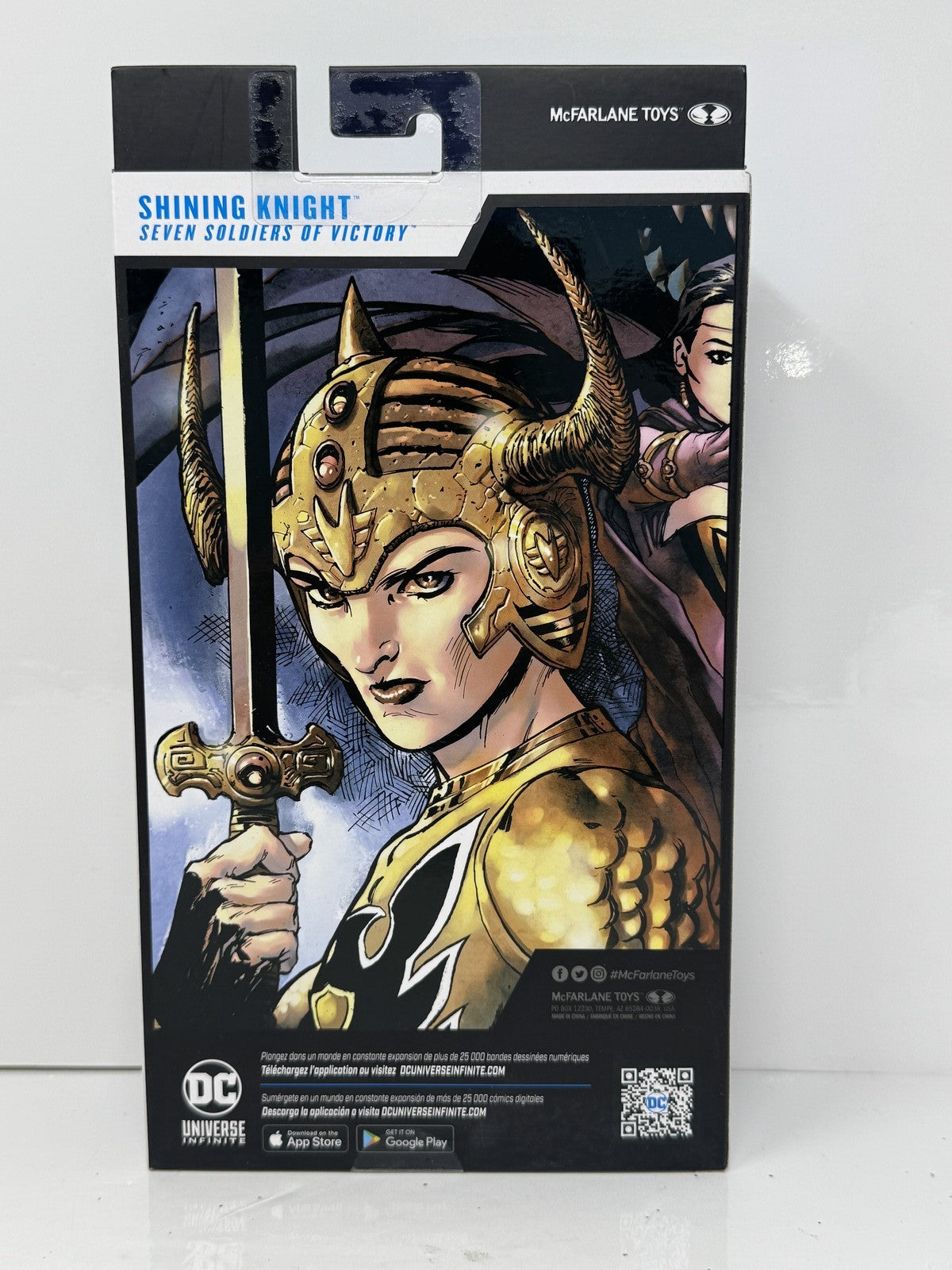 McFarlane DC Multiverse Shining Knight Seven Soldiers Platinum Edition Figure