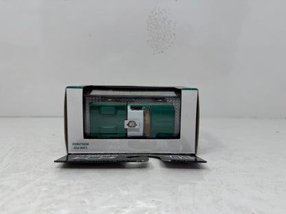 M2 Machines Chevrolet 1973 Chevrolet Cheyenne Super 20 4x4 1:64 Diecast