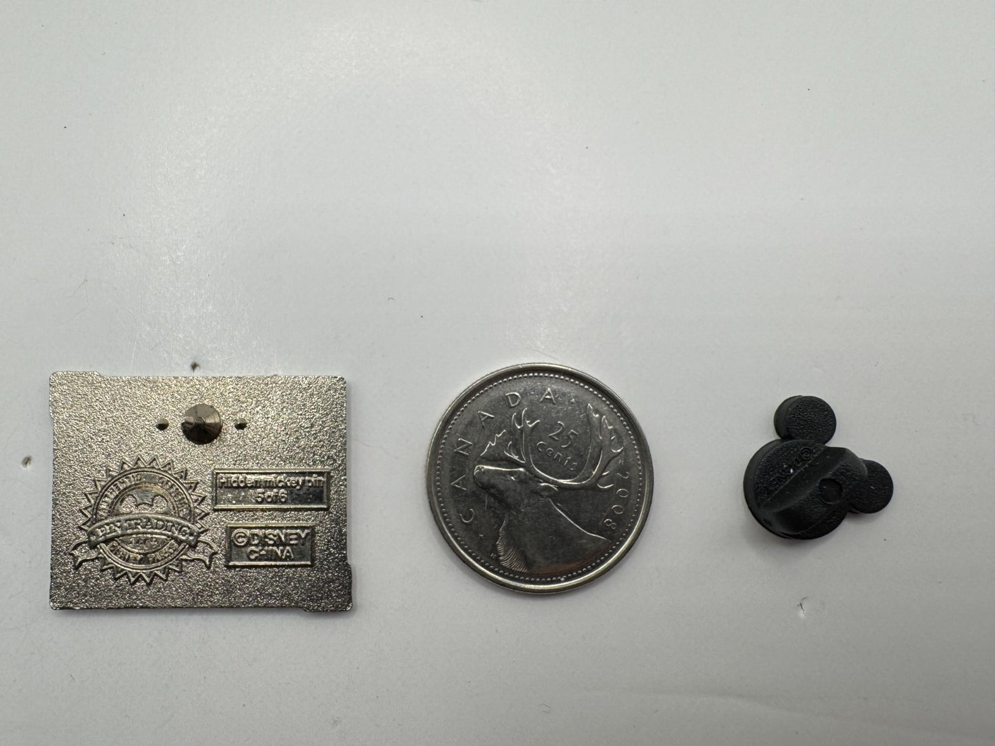 DLR Disney Pluto Pyramids of Giza and Sphynx World Snapshots Hidden Mickey Trading Pin DC1S10