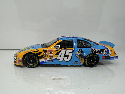 Action Nascar Kyle Petty #45 Georgia Pacific Garfield 2003 Intrepid 1:24 Diecast