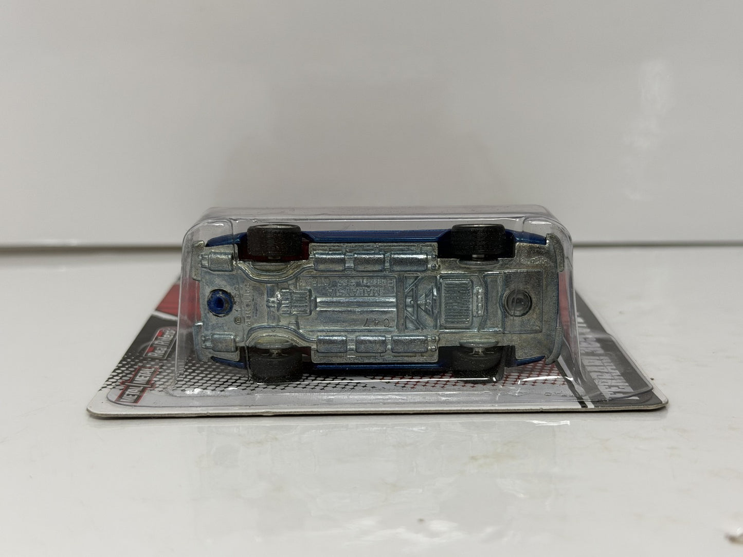 Hot Wheels Garage Ferrari 365 GTB4 Daytona 1:64 Diecast Real Riders