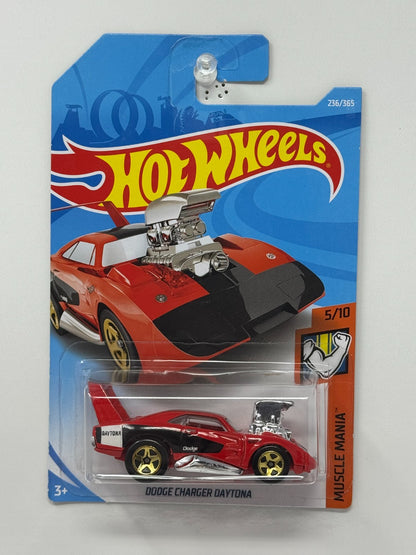 Hot Wheels Muscle Mania Dodge Charger Daytona 1:64 Diecast Red