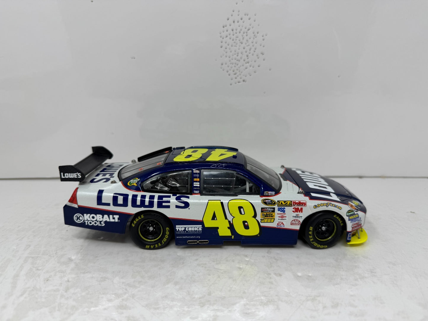Action Nascar #48 Jimmie Johnson Lowe's 2010 Impala 1:24 Diecast