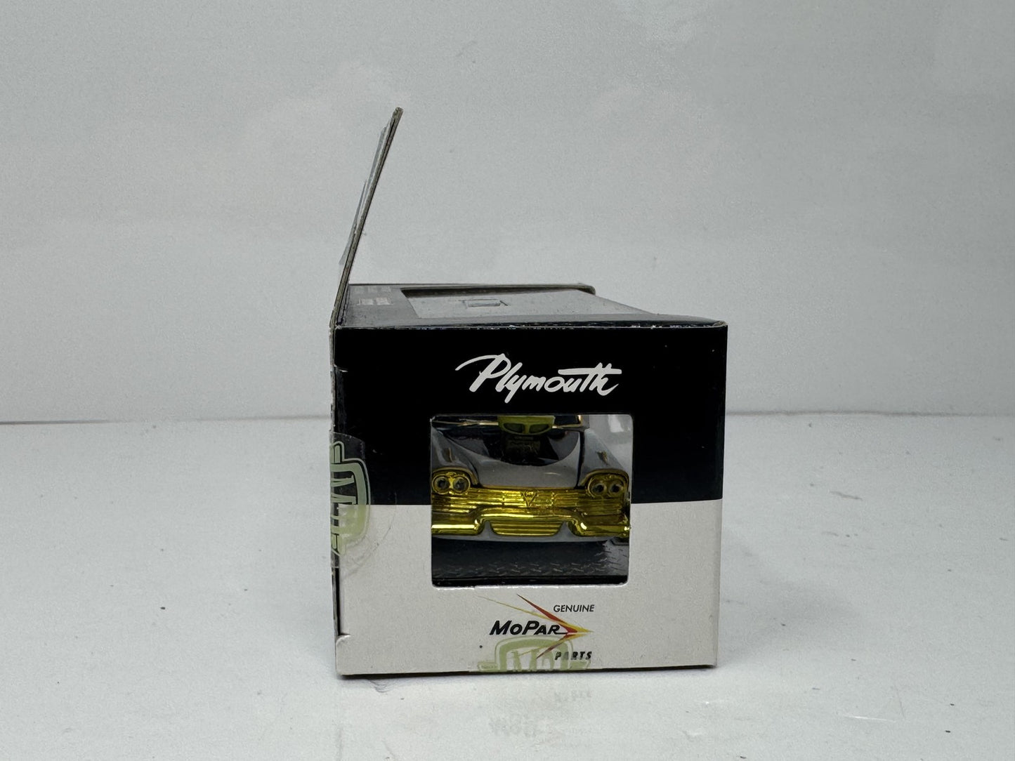M2 Machines Ground Pounders 1958 Plymouth Fury CHASE 1:64 Diecast