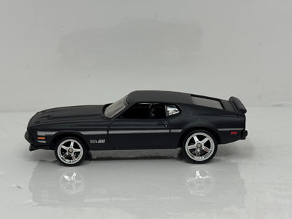 Hot Wheels Premium Boulevard 1971 Mustang Mach 1 & Black Hole Hauler 164 Diecast