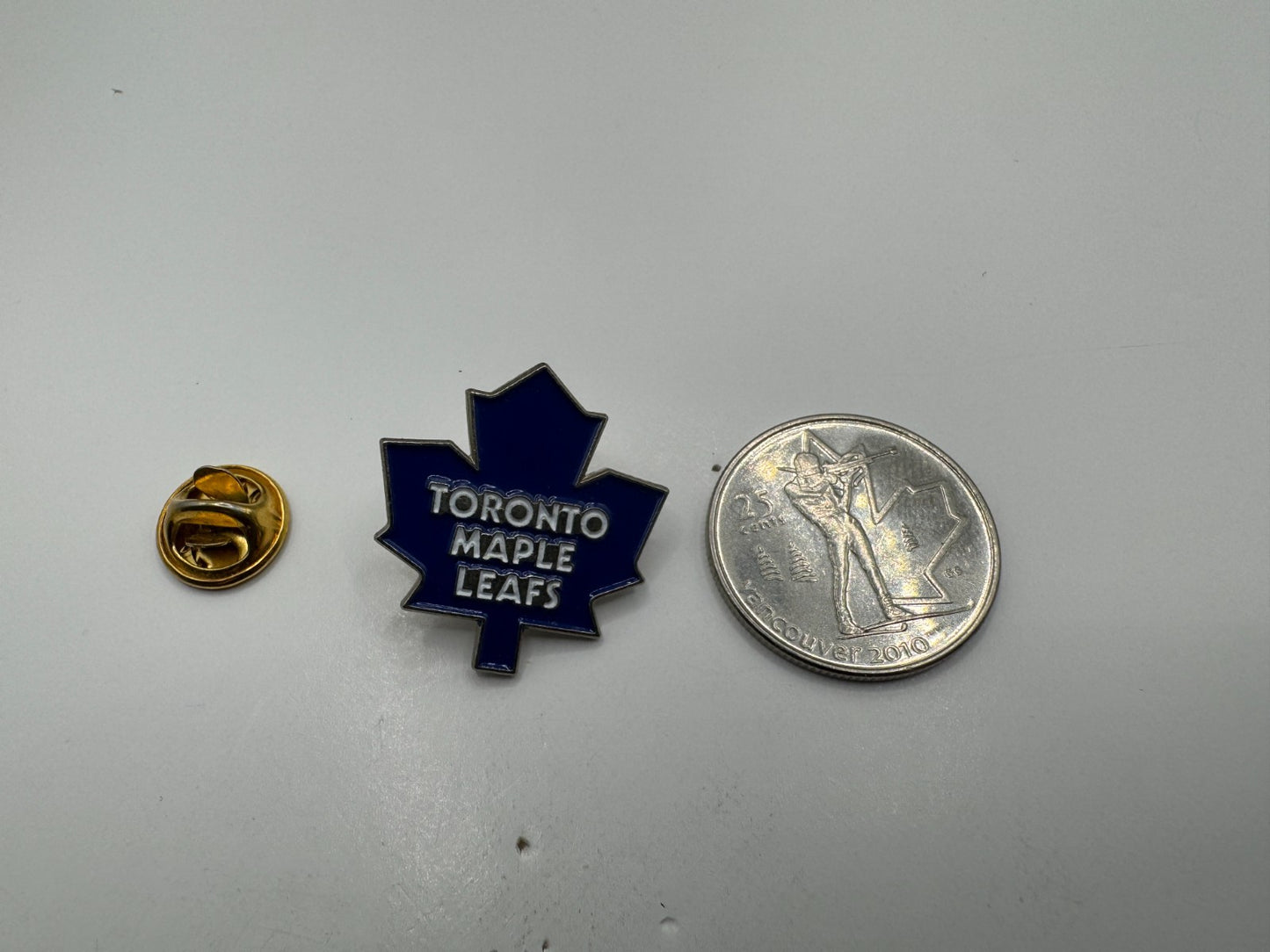 Toronto Maple Leafs Logo NHL Hockey Lapel Pin