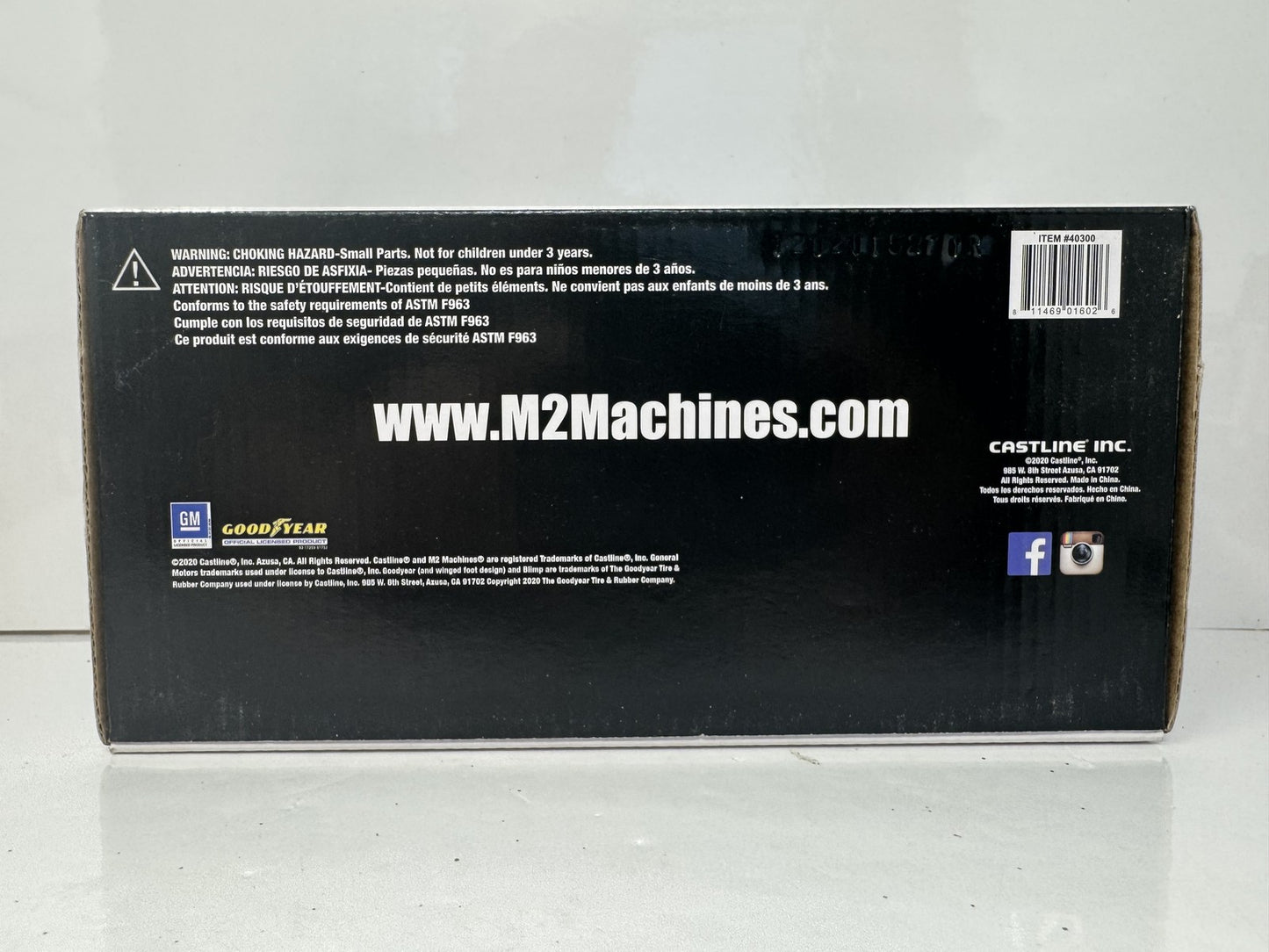 M2 Machines Goodyear 1969 Chevrolet Camaro Z28 CHASE 1:24 Diecast
