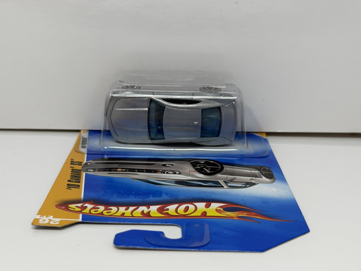 Hot Wheels HW Premiere 2010 Chevrolet Camaro SS 1:64 Diecast Silver