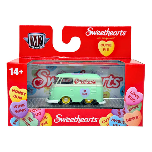 M2 Machines Sweethearts 1960 VW Delivery Van 1:64 Diecast