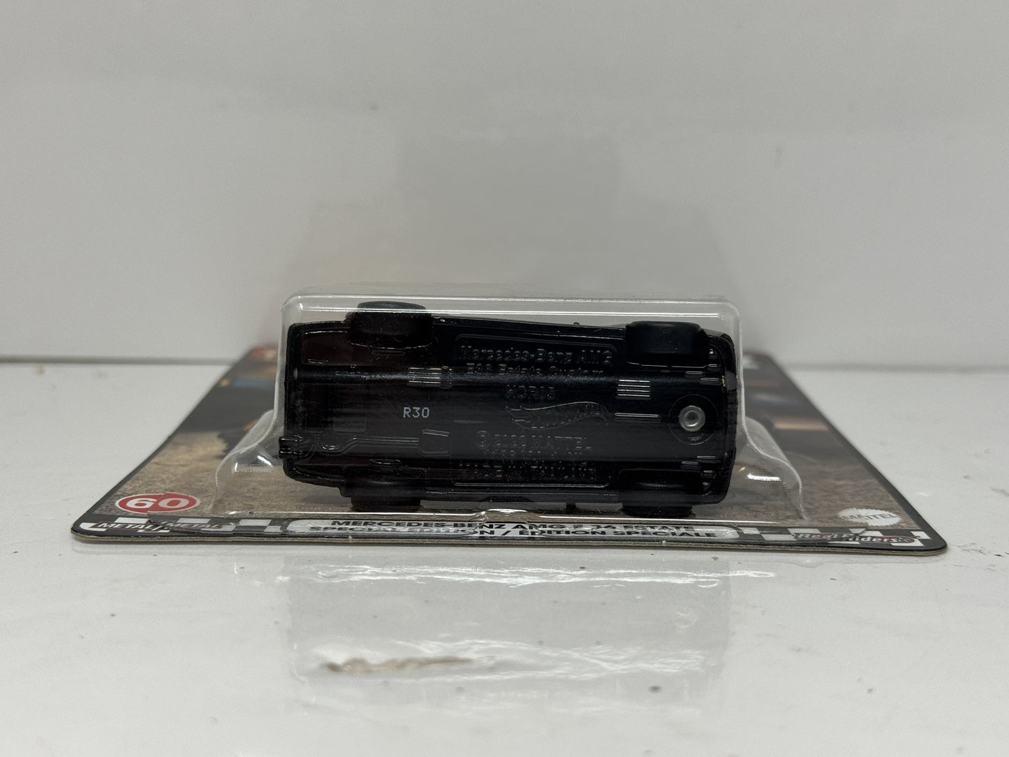 Hot Wheels Premium Boulevard #60 Mercedes-Benz AMG E 36 Estate 1:64 Diecast