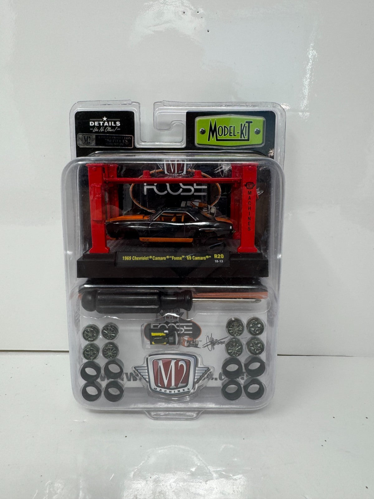 M2 Machines Model-Kit 1969 Chevrolet Camaro Foose Chase 750 pieces 1:64 Diecast