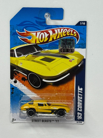 Hot Wheels Street Beasts 1963 Chevy Corvette 1:64 Diecast Factory Sealed