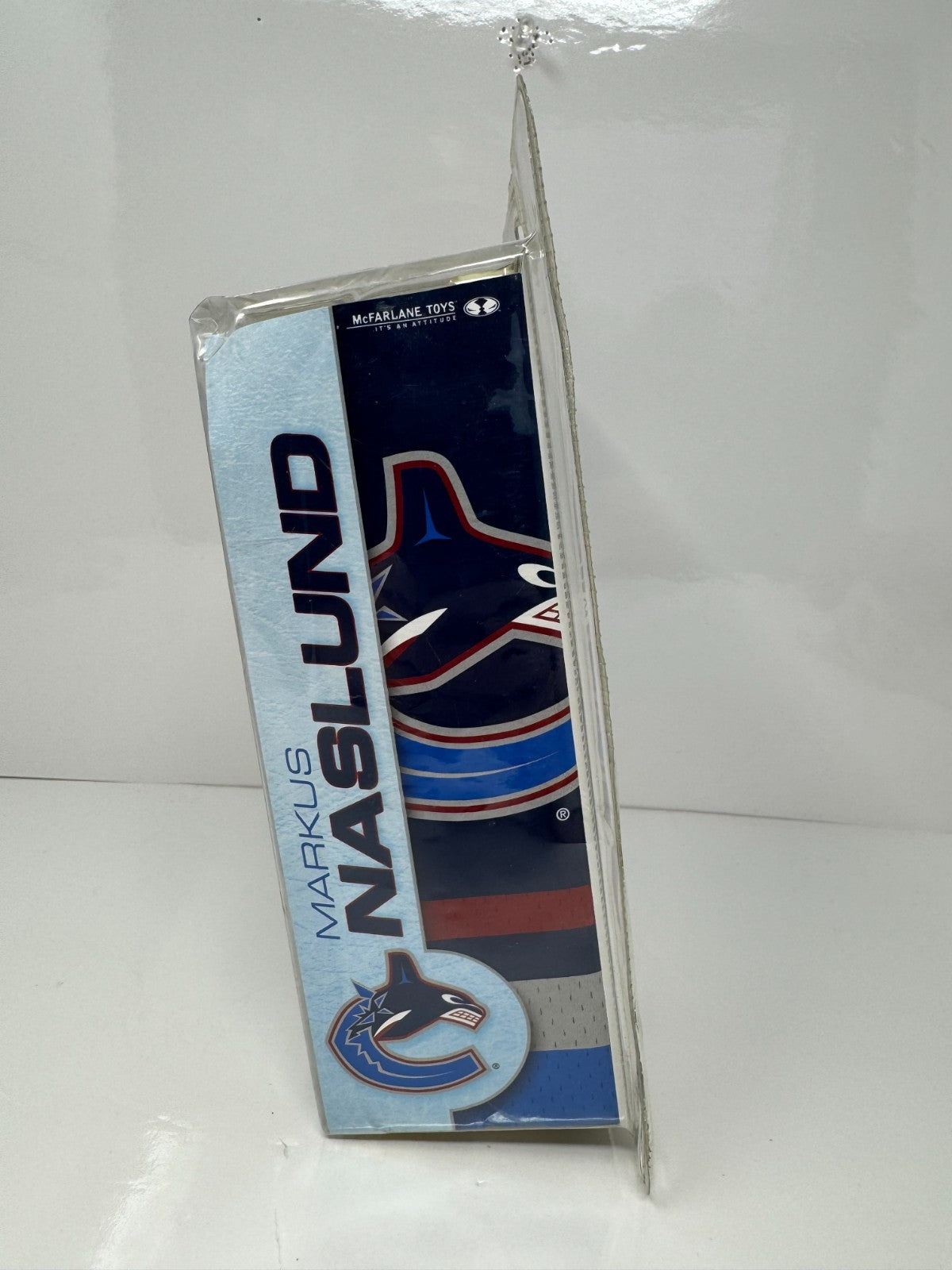 McFarlane NHL Markus Naslund Vancouver Canucks Series 6 Figure