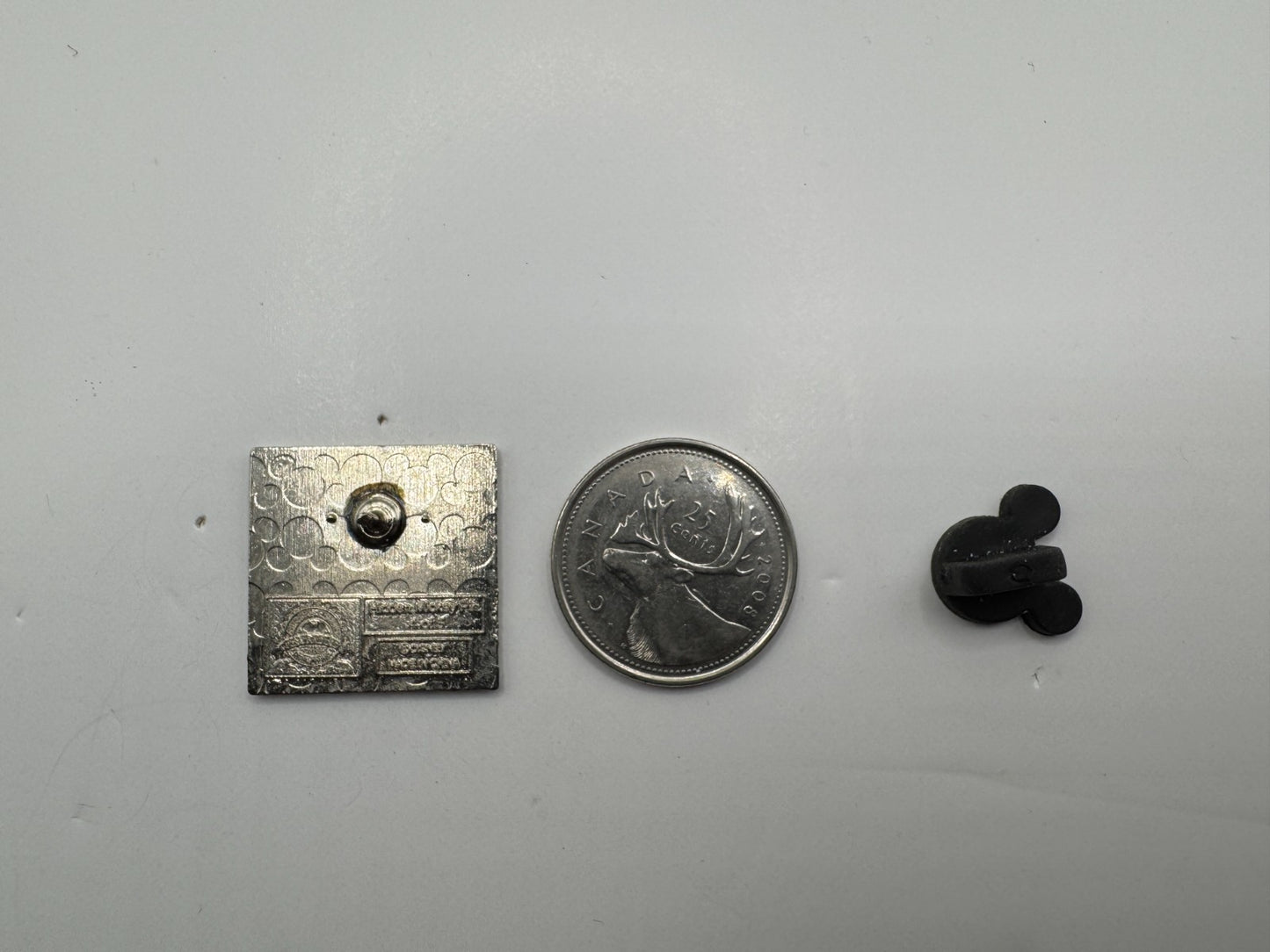 DLR Disney Tinker Bell Just Got Happier Hidden Mickey Trading Pin DC2S11