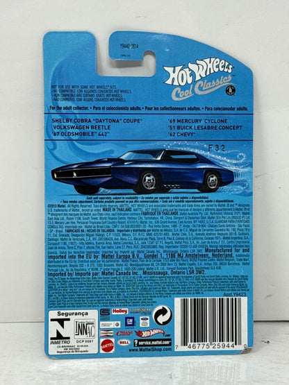 Hot Wheels Cool Classics 1951 Buick Lesabre Concept Spectrafrost 1:64 Diecast