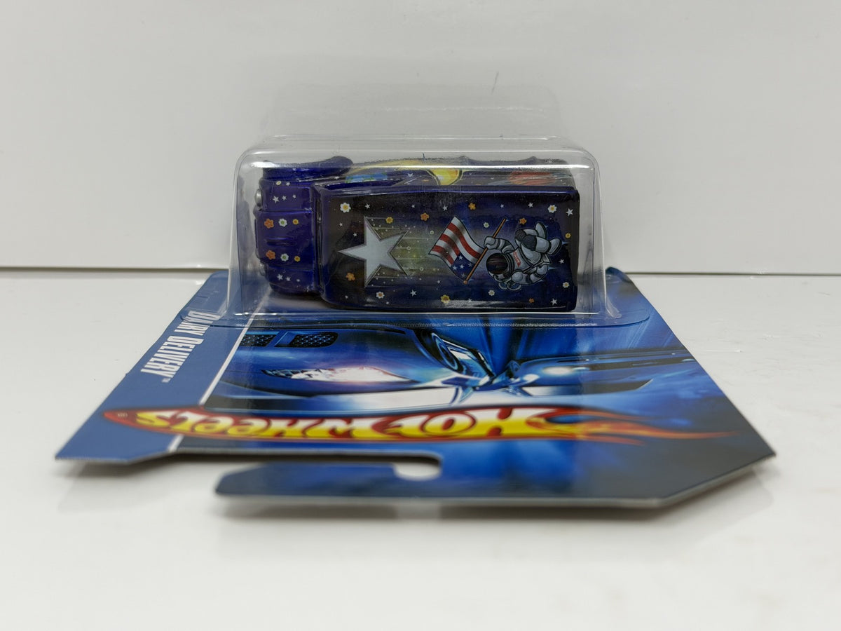 Hot Wheels 2007 All Stars Dairy Delivery "Luna Lu" 1:64 Diecast