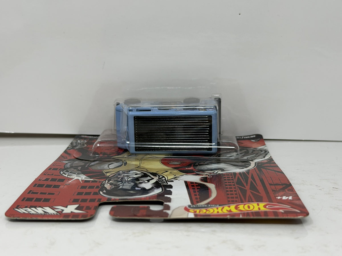 Hot Wheels Premium Marvel Uncanny X-Men Combat Medic 1:64 Diecast Real Riders