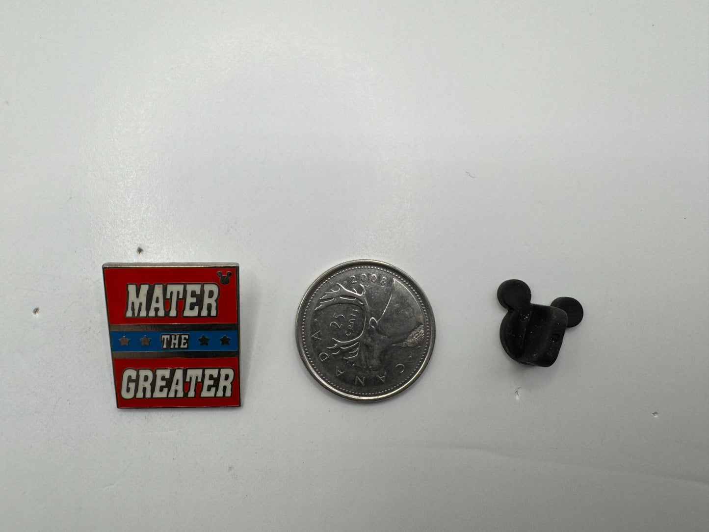DLR Disney Mater the Greater Mater’s Junkyard Jamboree Signs Trading Pin DC1S19