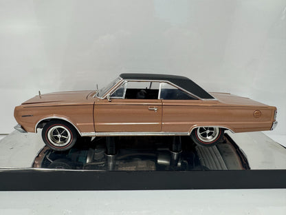 Highway 61 Collectibles 1967 Plymouth Belvedere II 1:18 Diecast