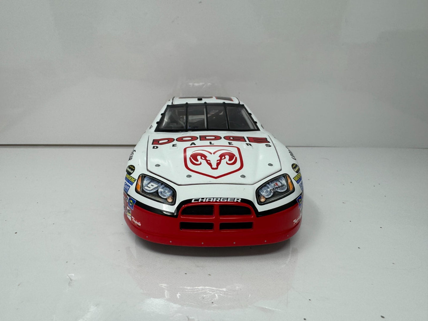 Action NASCAR Kasey Kahne #9 Owners Club Select 2007 Dodge Charger 1:24 Diecast