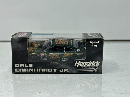 Dale Earnhardt Jr #88 Mountain Dew DewShine 2015 SS 1:64 Diecast Lionel