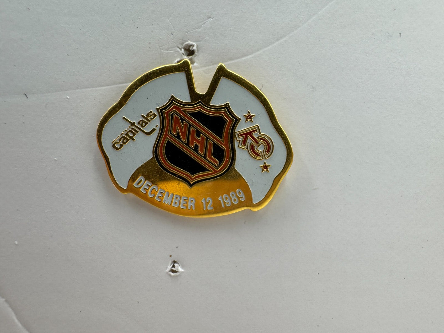 Washington Capitals vs Khimik Voskresensk December 12 1989 NHL Hockey Lapel Pin