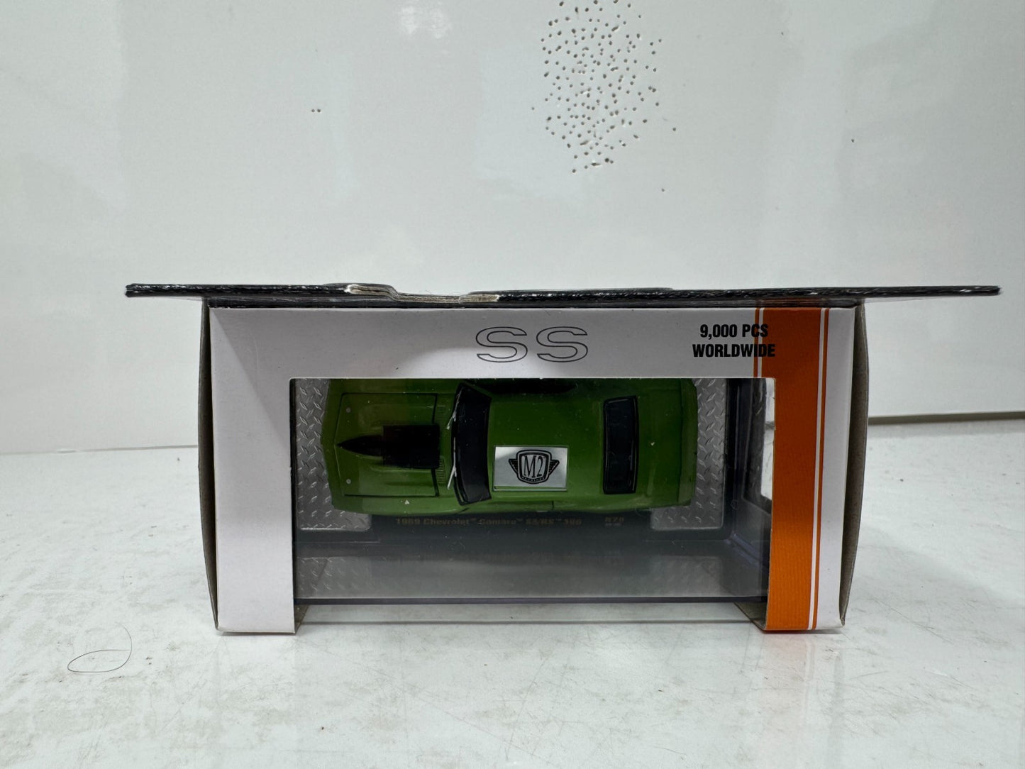 M2 Machines Auto Mods 1969 Chevrolet Camaro SS/RS 396 1:64 Diecast