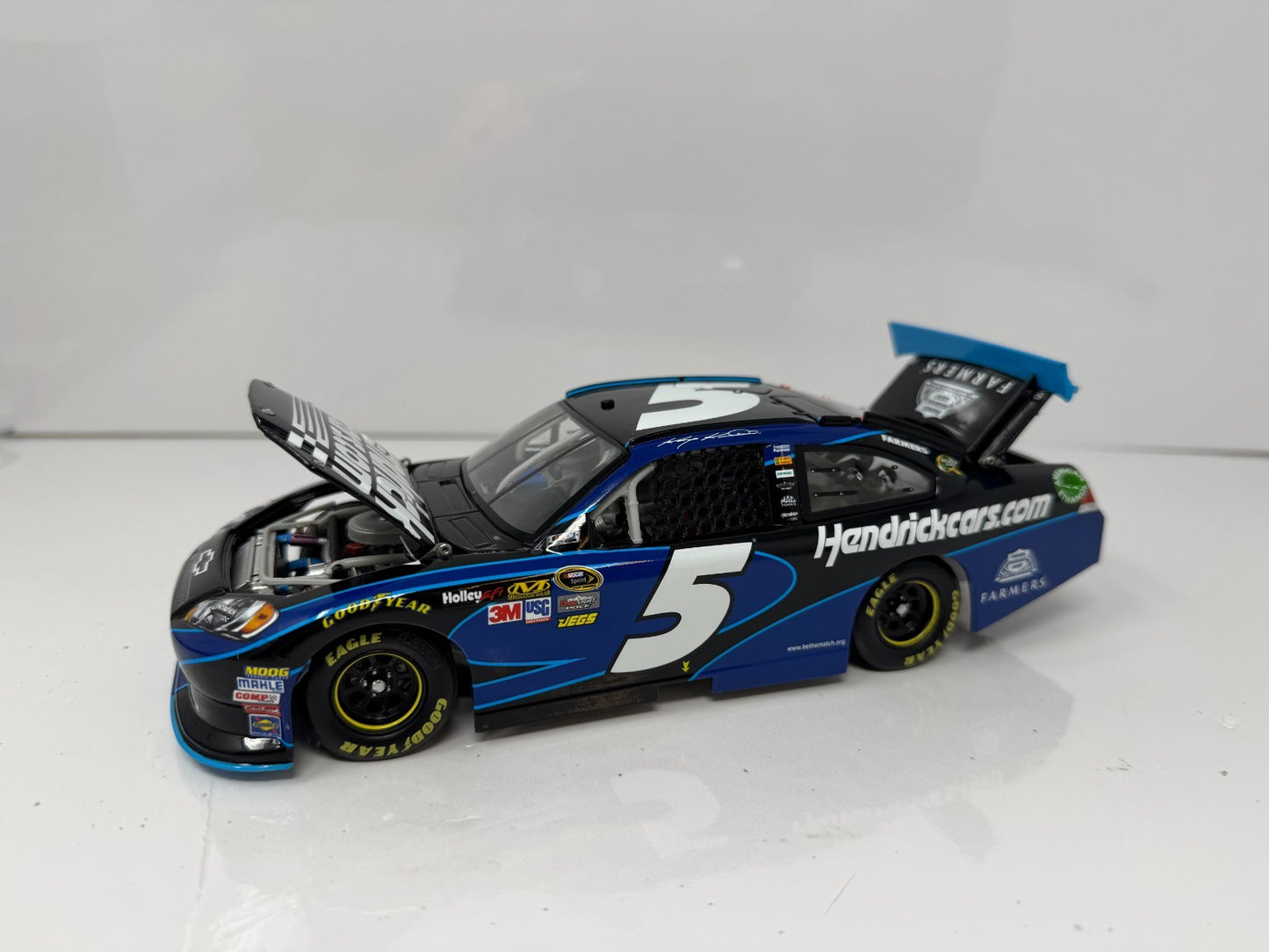 Lionel NASCAR Kasey Kahne #5 HendrickCars.com 2012 Chevrolet Impala 1:24 Diecast