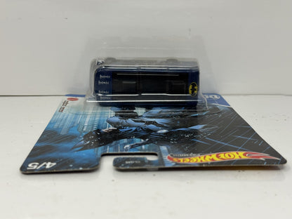 Hot Wheels Premium DC HW Tour Bus Batman 1:64 Diecast