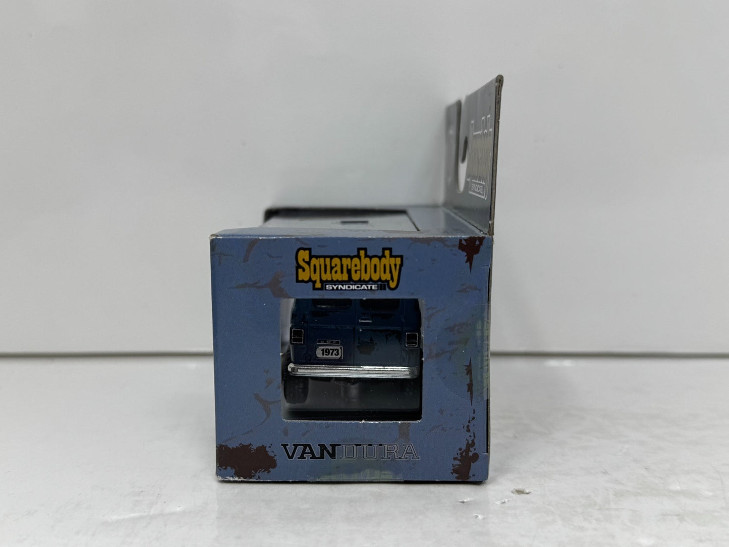 M2 Machines Squarebody Syndicate 1973 GMC Vandura 4x4 1:64 Diecast
