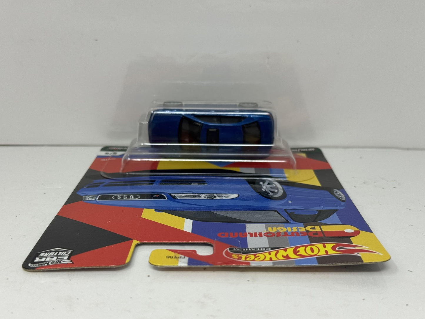 Hot Wheels Premium Deutschland Design Audi S4 Quattro 1:64 Diecast