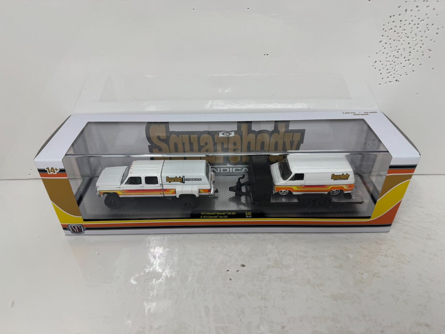 M2 Machines Squarebody Syndicate 1974 Chevy Silverado C30 & G10 Van 1:64 Diecast