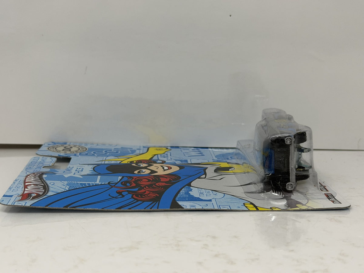 Hot Wheels DC Originals Batgirl 1959 Cadillac Funny Car 1:64 Diecast Real Riders