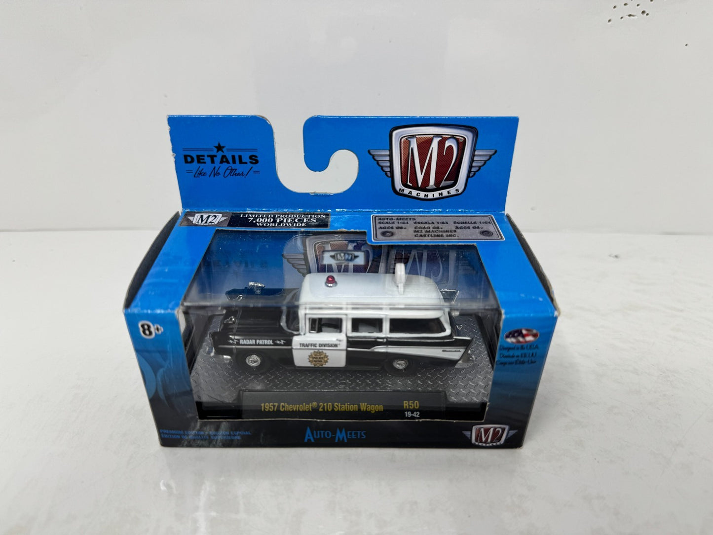 M2 Machines Auto Meets 1957 Chevrolet 210 Station Wagon 1:64 Diecast